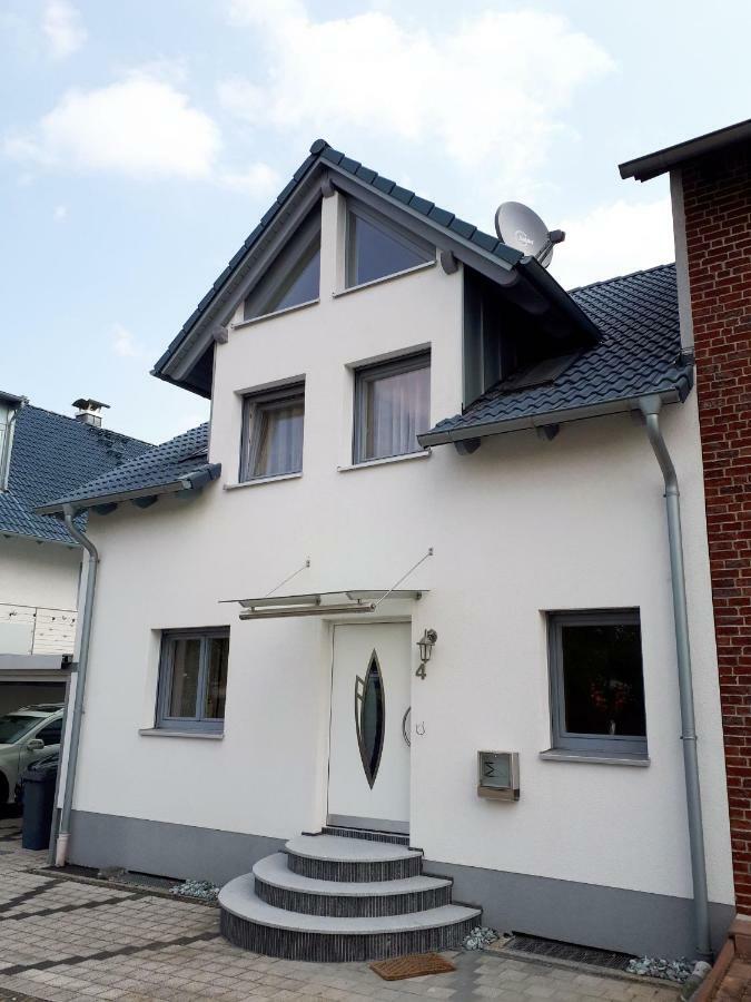 Villa-Seerose Кельн Екстер'єр фото