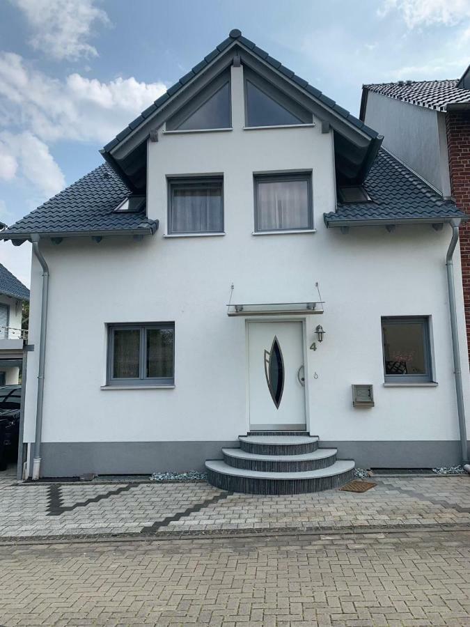 Villa-Seerose Кельн Екстер'єр фото